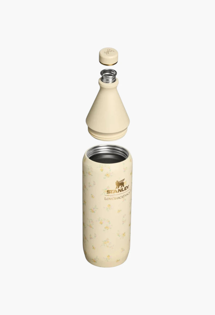 Stanley 1913 x LoveShackFancy Holiday All Day Slim Bottle | 34 OZ