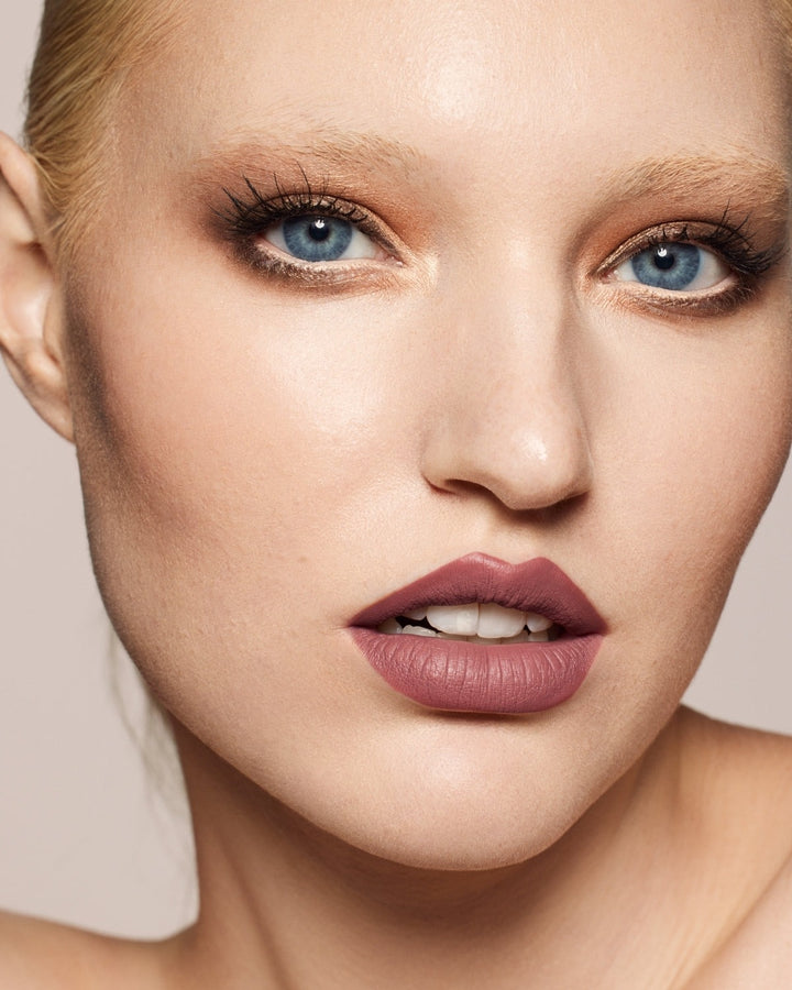 Stunna Lip Paint Longwear Fluid Lip Color - GLAM MODA