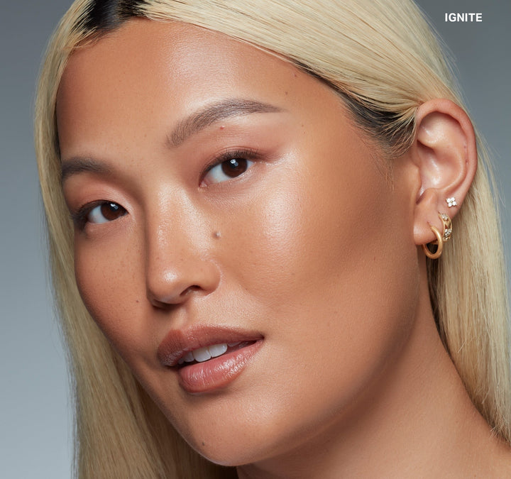 Sudden Heat Creamy Bronzer Stick - GLAM MODA