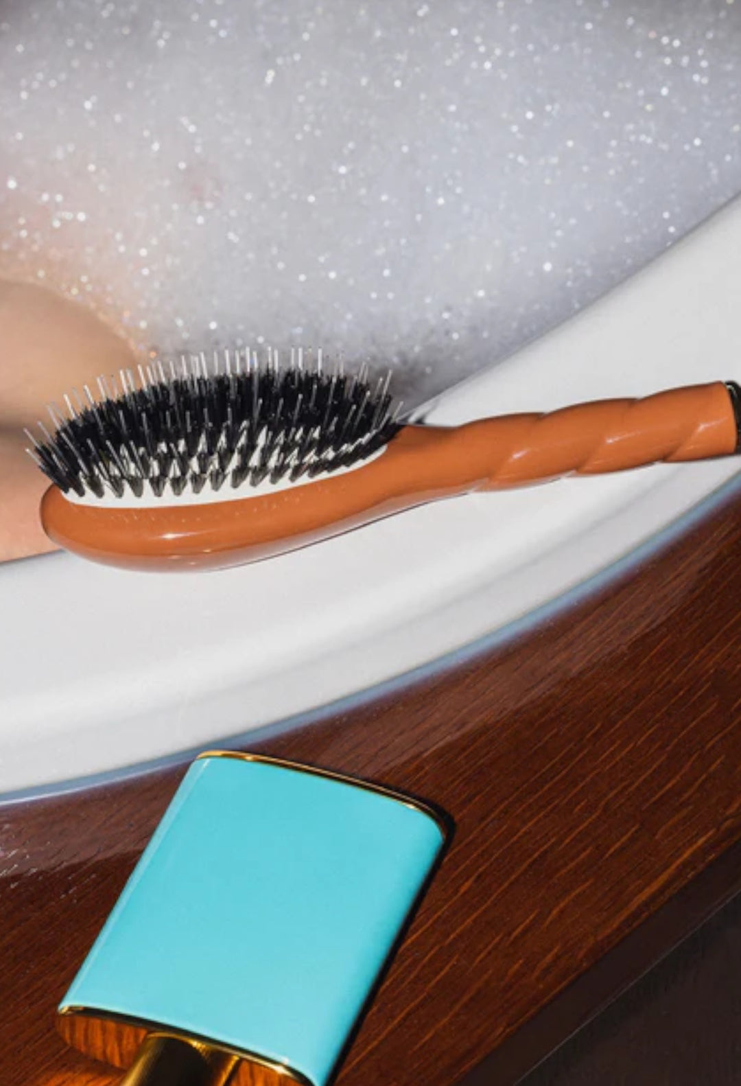 Terracotta  - The Essential Detangling & Care Brush - GLAM MODA