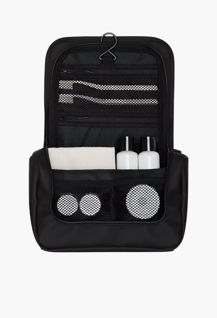 Texel Coated-Shell Wash Bag - GLAM MODA