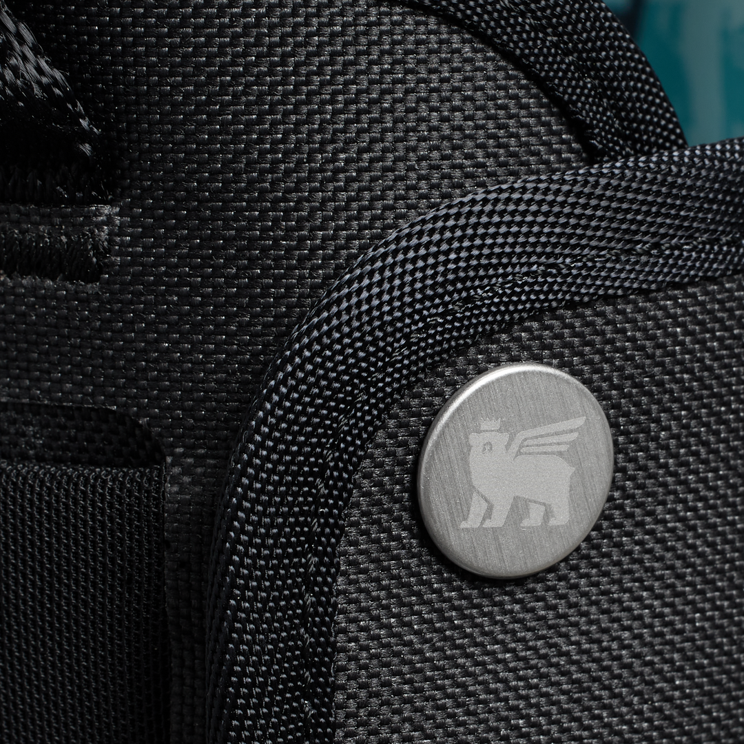 The All Day 30 OZ Quencher Carry-All - GLAM MODA