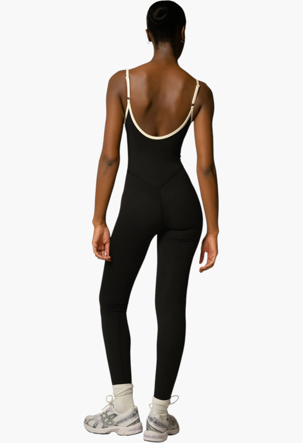 The Onesie / Black-Crème - GLAM MODA