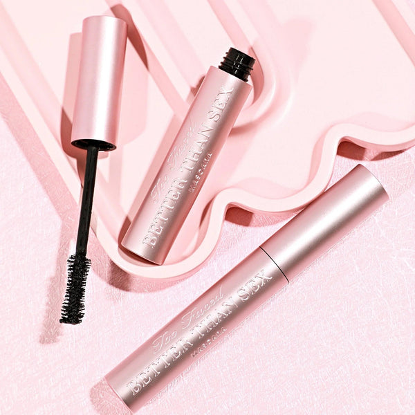 Black - Better Than Love Mascara - Volumizing Mascara