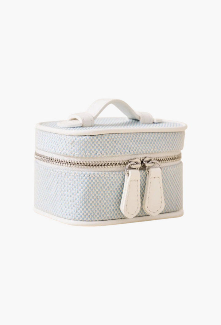 GLAM MODA mini jewellery case in blue and white checkerboard canvas with a top handle and silver double zipper.