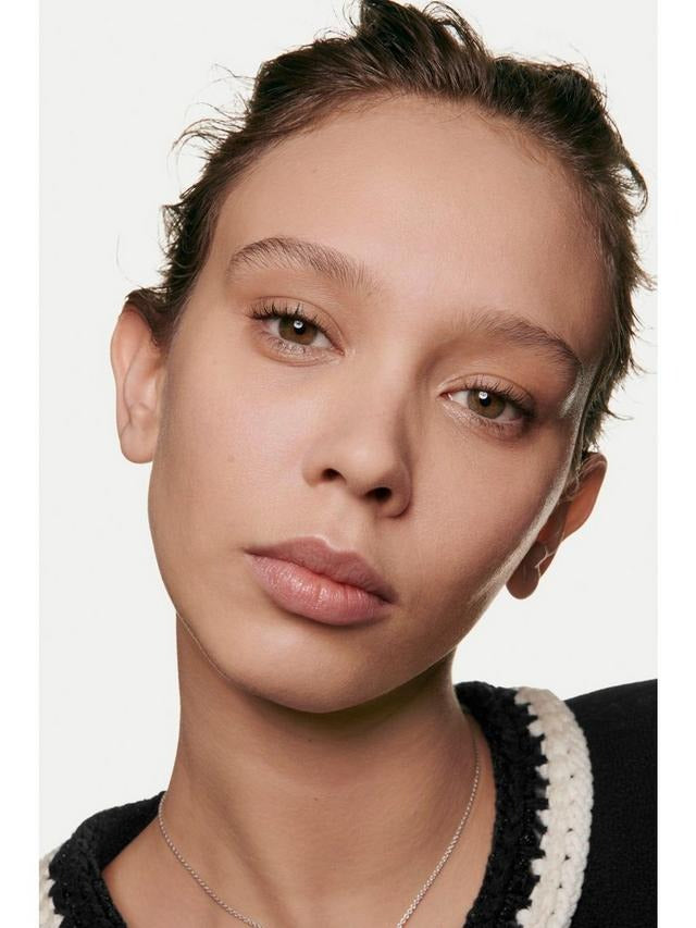 Ultra Le Teint Velvet Blurring Smooth-Effect Foundation - GLAM MODA