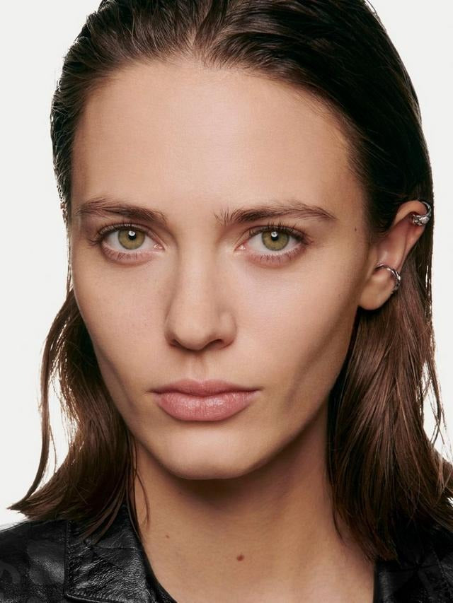 Ultra Le Teint Velvet Blurring Smooth-Effect Foundation - GLAM MODA