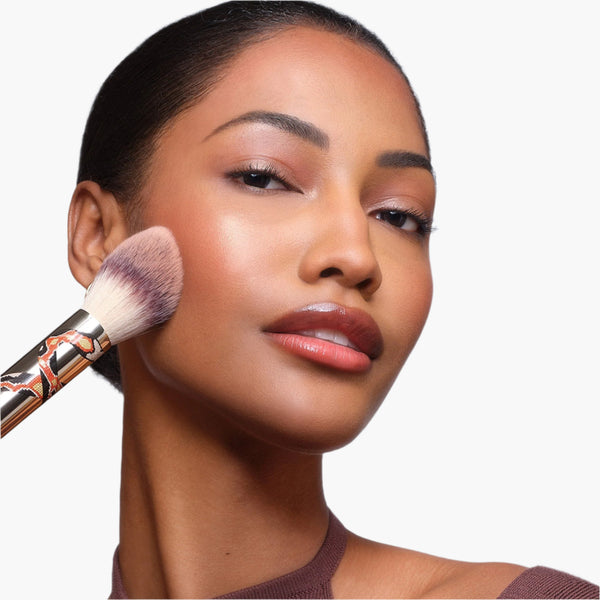 Veil Travel Powder Brush