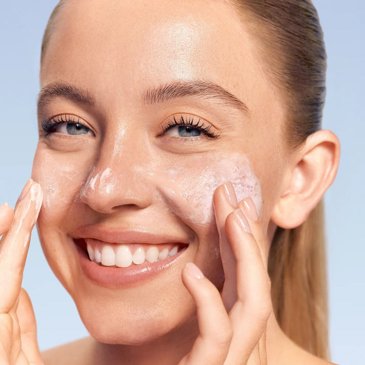 Water Bank Gentle Gel Cleanser 250ml - GLAM MODA