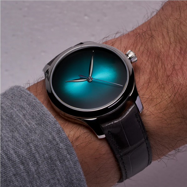 Endeavour S Center Seconds Automatic