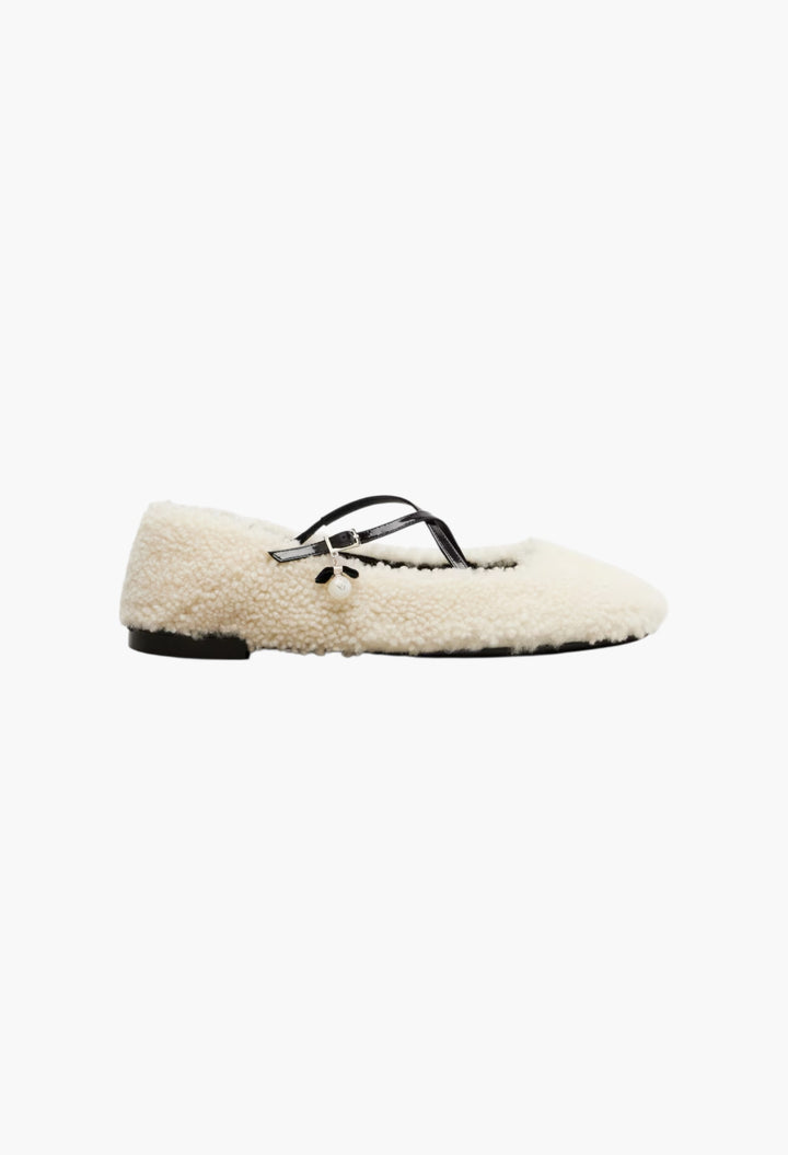 White - Eleri Shearling Ballet Flats - GLAM MODA