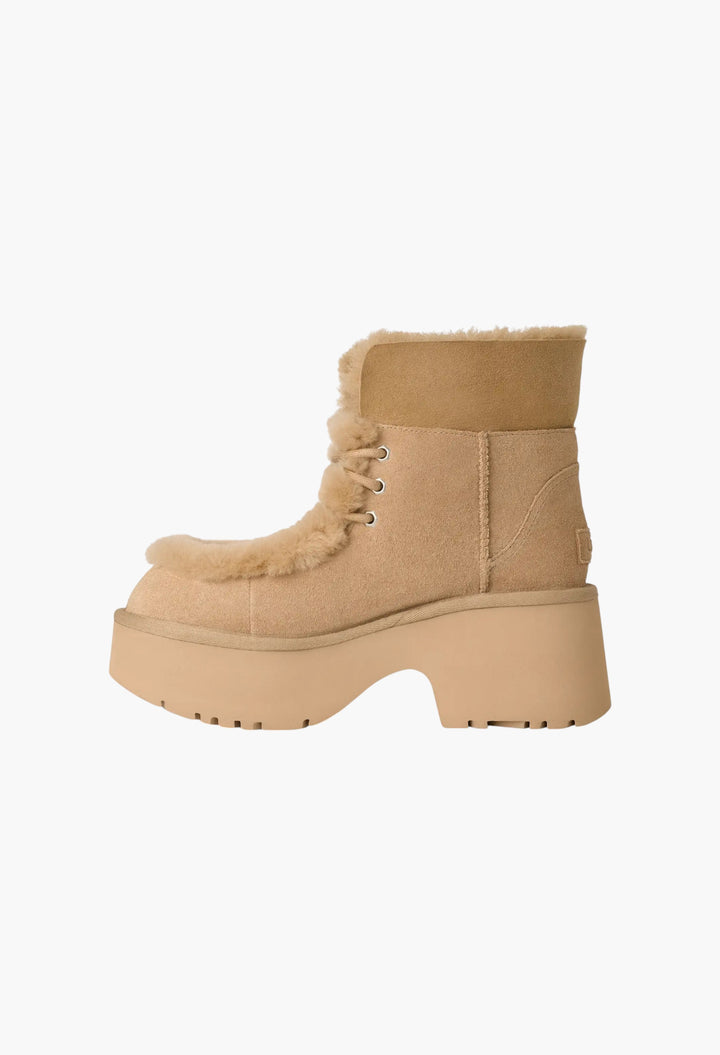 Women's Classic Esmee Lace Up Boot - GLAM MODA