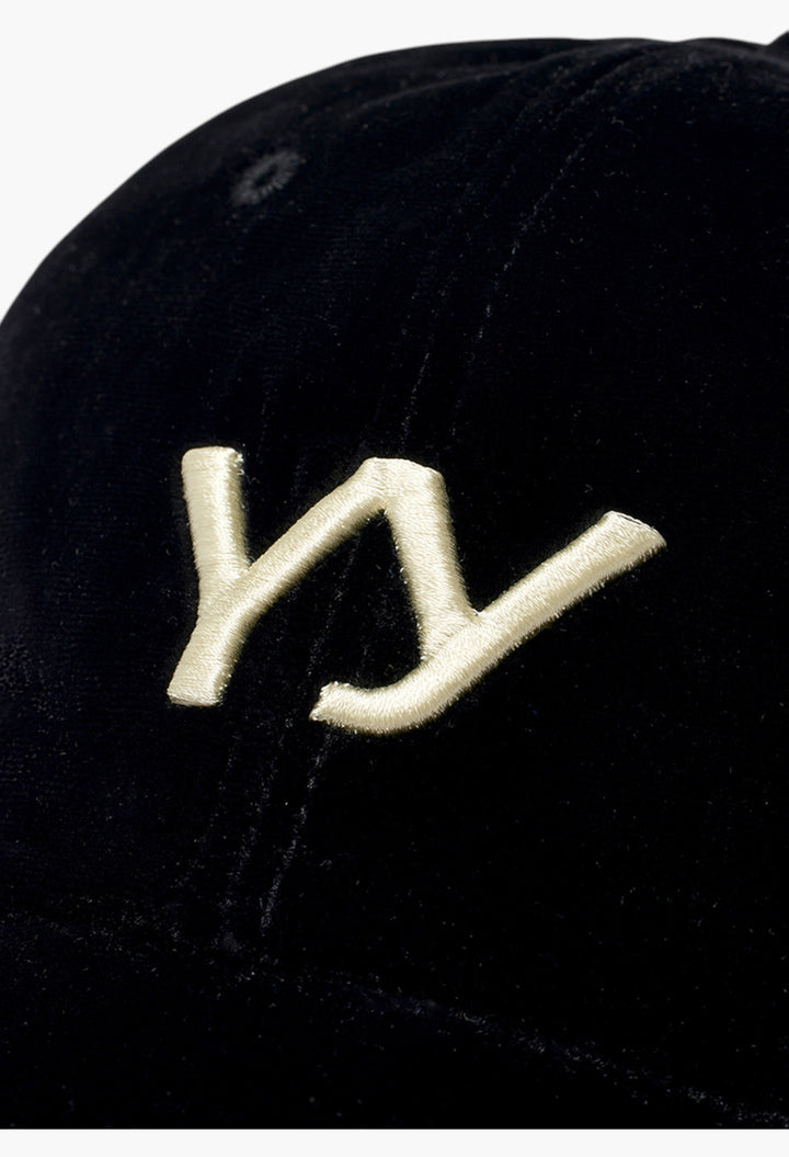 Yy Velvet Ball Cap - GLAM MODA