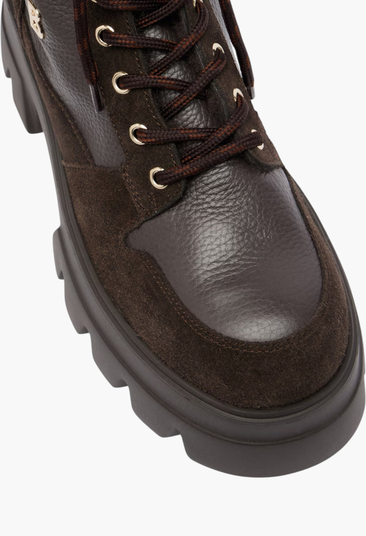 Sapporo Shearling-Lined Leather Lace-Up Boots - GLAM MODA