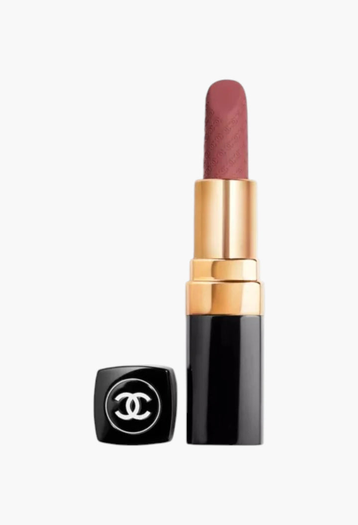 Satin Lipstick – Hydrating and Smoothing Lip Care