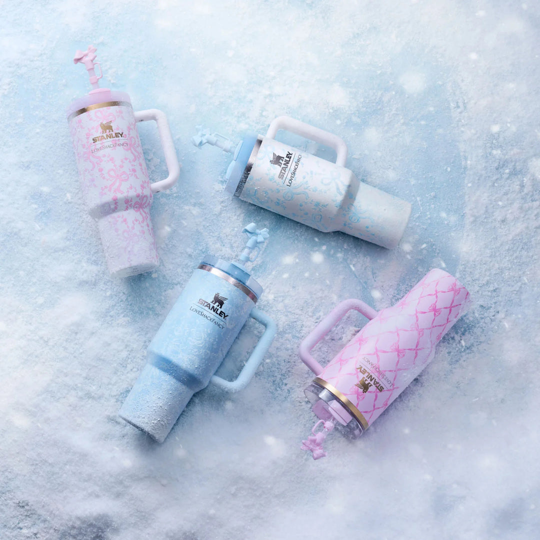 Stanley 1913 x LoveShackFancy Holiday Quencher® H2.0 FlowState™ Tumbler | 40 OZ - GLAM MODA