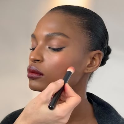 Clean Baby Blender Blush Brush - GLAM MODA