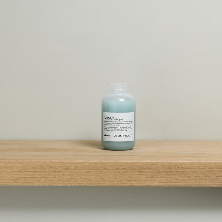 Davines MINU Illuminating Shampoo - GLAM MODA