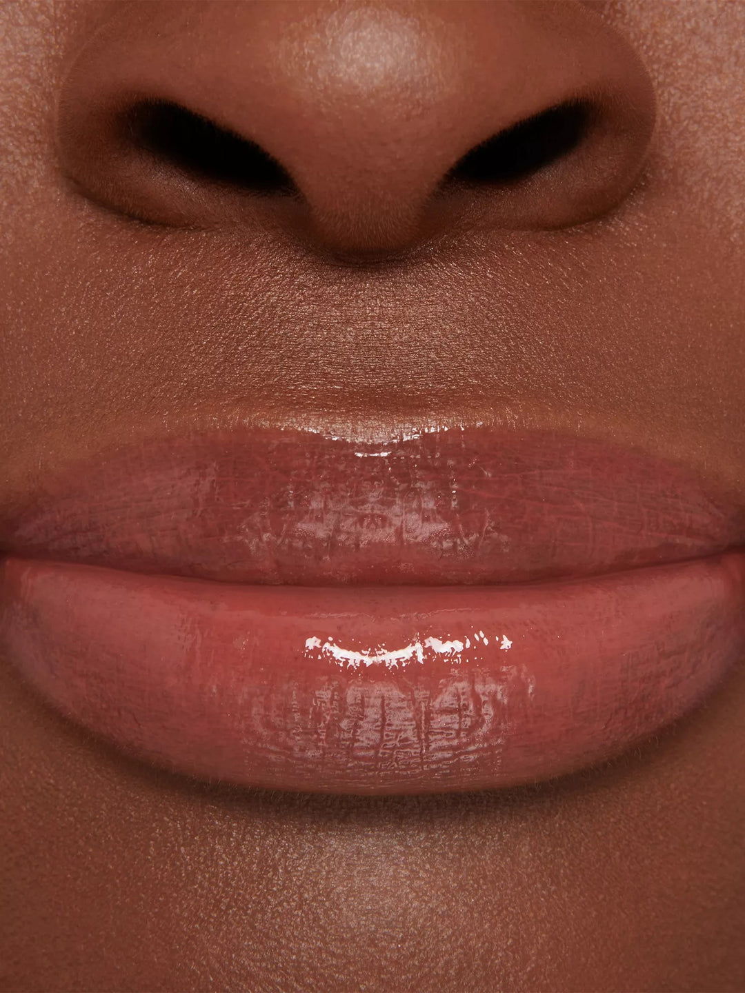 Gloss Embrace Lip Gloss 4.5ml - GLAM MODA