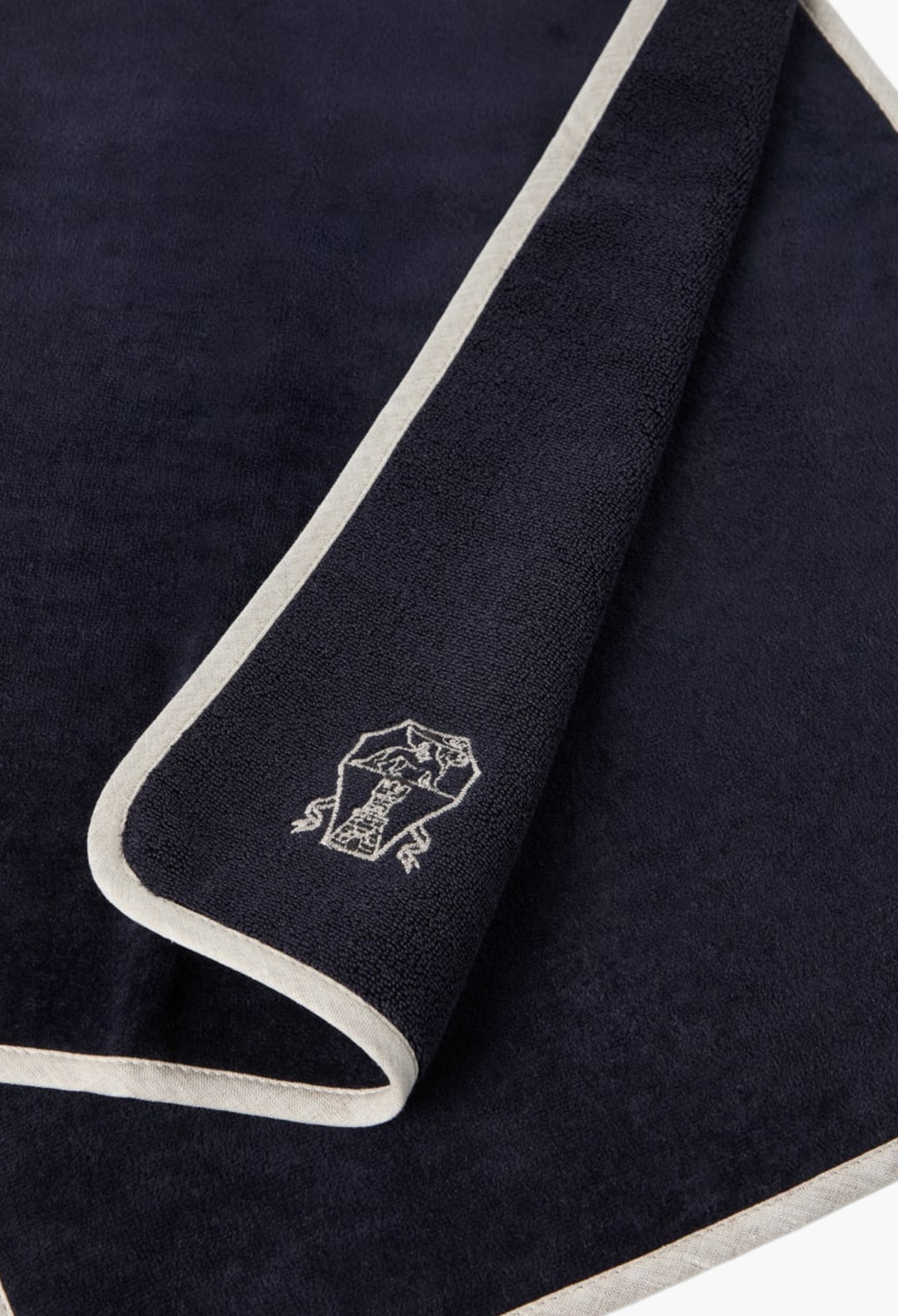 2-Piece Cotton Terrycloth Towel Set With Embroidery - GLAM MODA