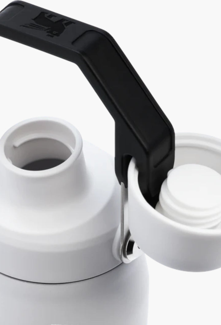 IceFlow™ Bottle with Fast Flow Lid - GLAM MODA