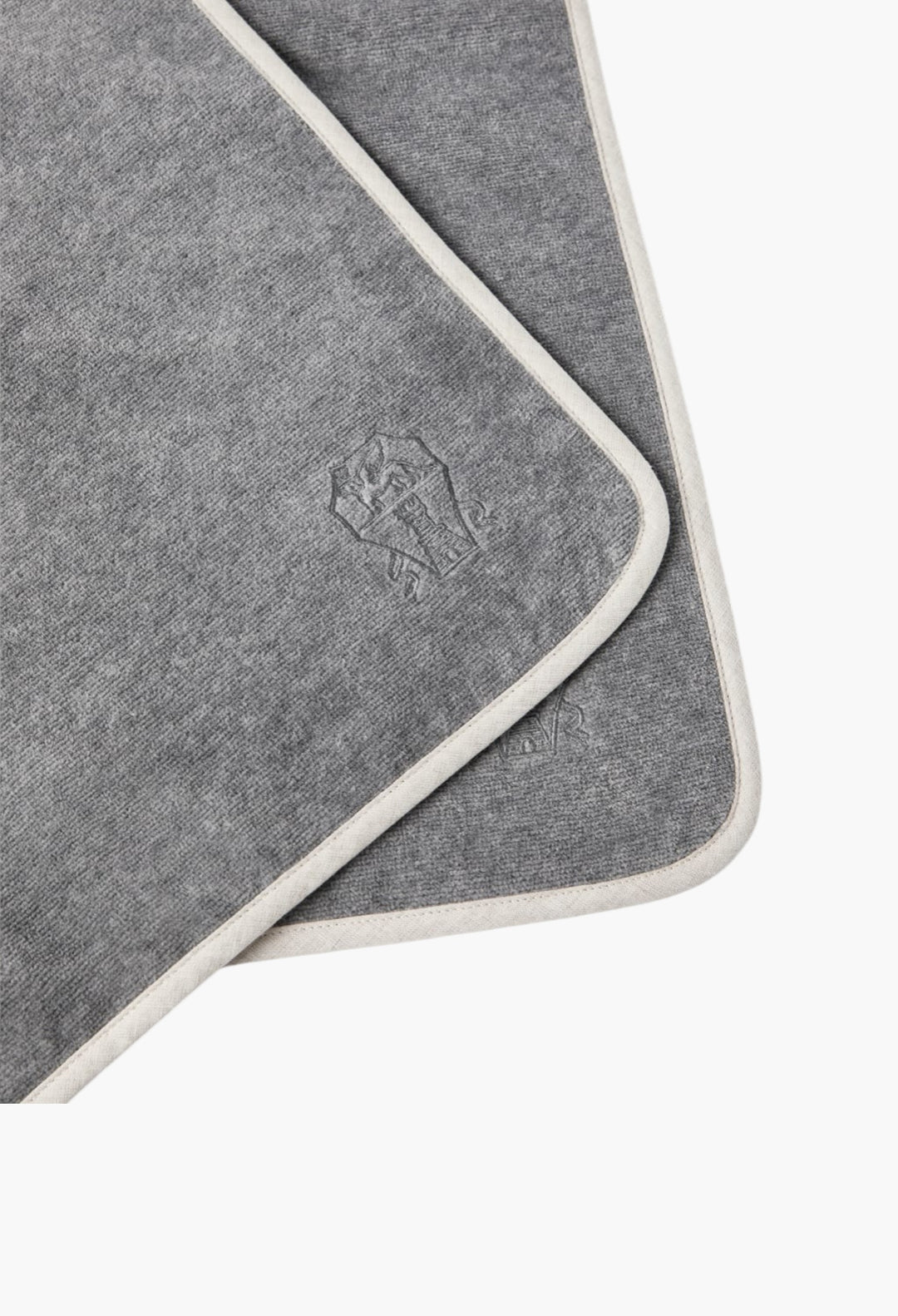 2-Piece Cotton Terrycloth Towel Set With Embroidery - GLAM MODA