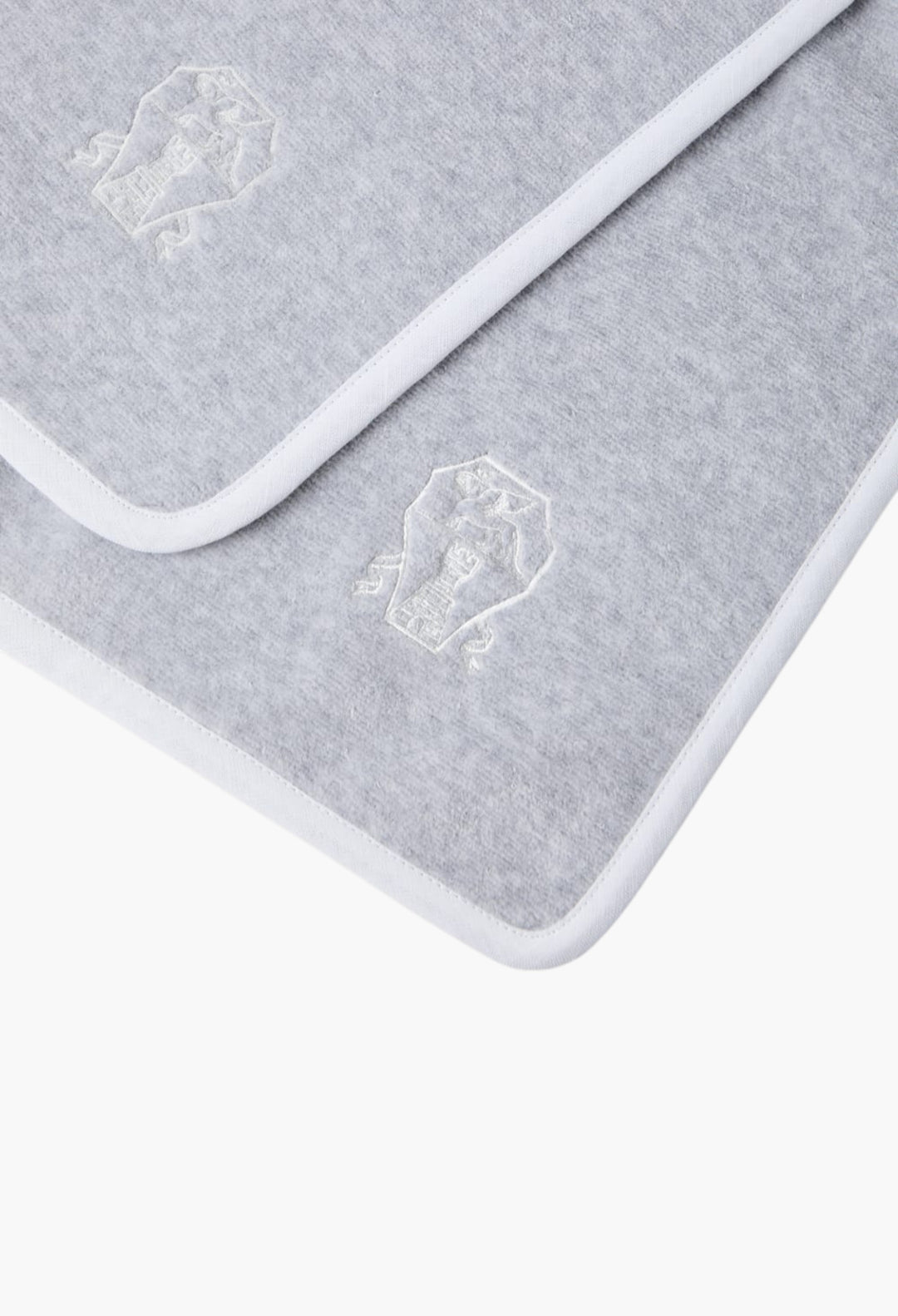 2-Piece Cotton Terrycloth Towel Set With Embroidery - GLAM MODA