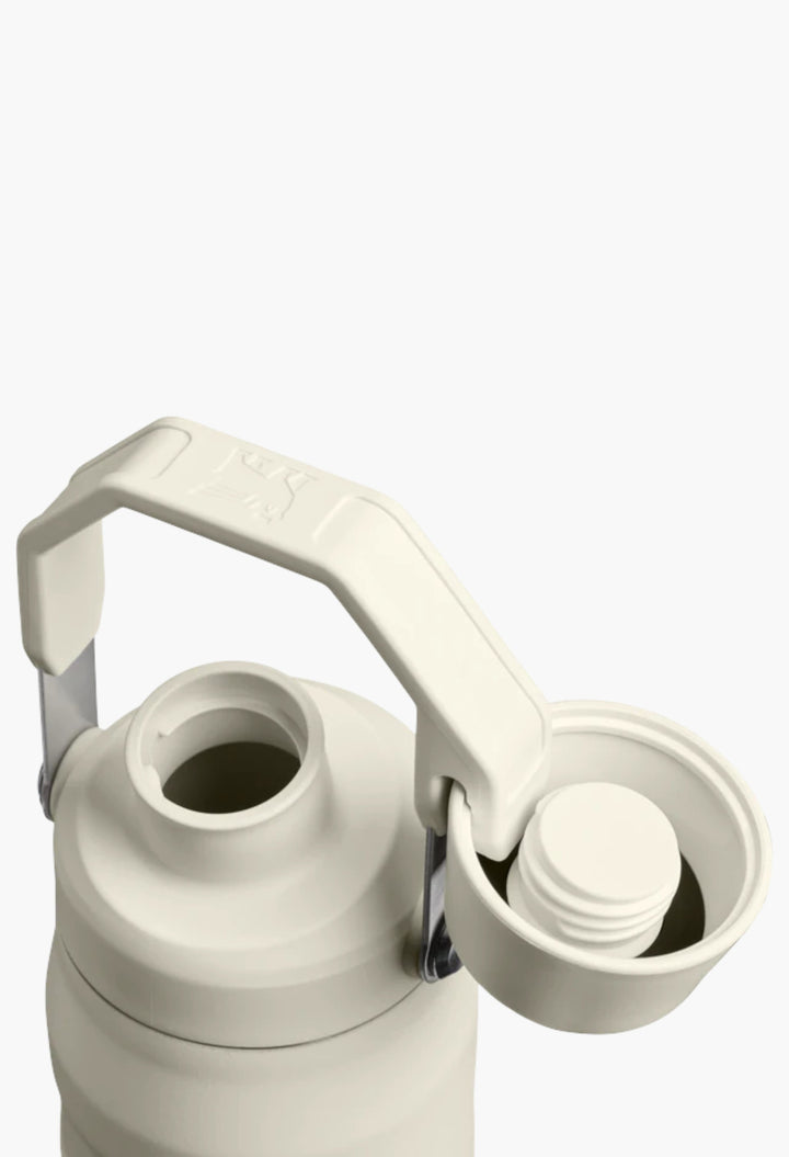 IceFlow™ Bottle with Fast Flow Lid - GLAM MODA