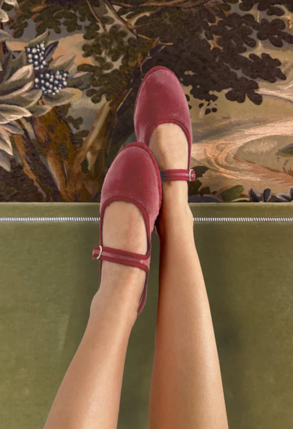 Light Red With Red Piping - Theresa
