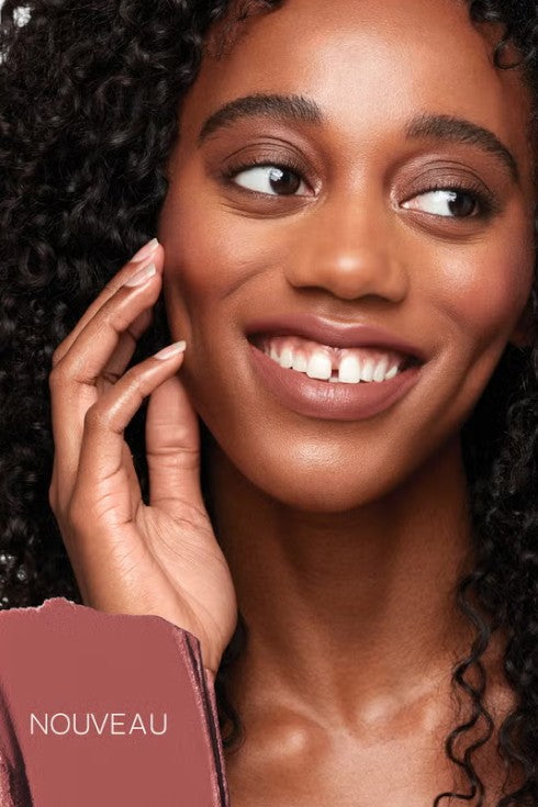 Nouveau - Lip Blur Soft-Matte Hydrating Lipstick