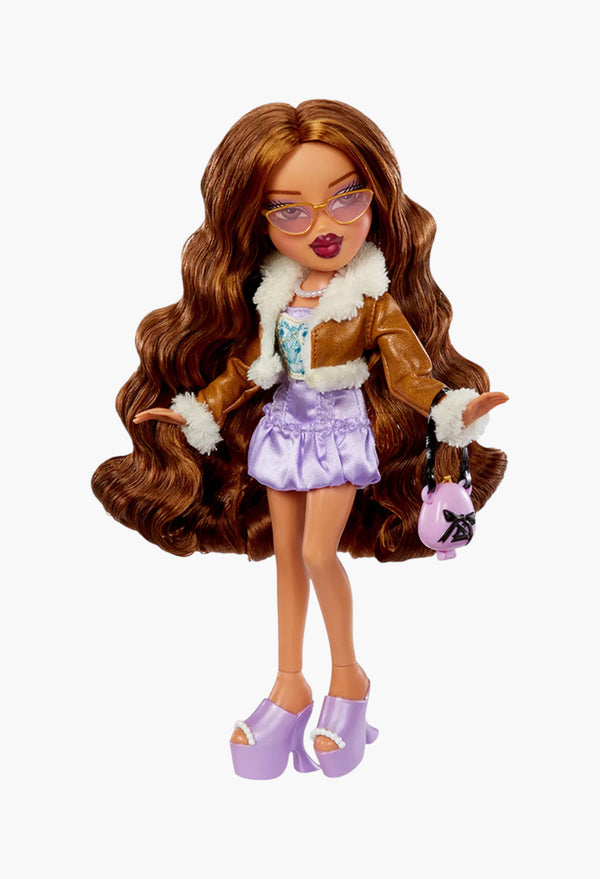 Bratz Goin' Out! Fashion Doll Yasmin 29.2cm