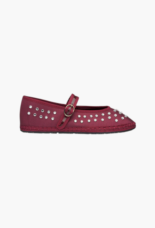Burgundy - Mae Garnet