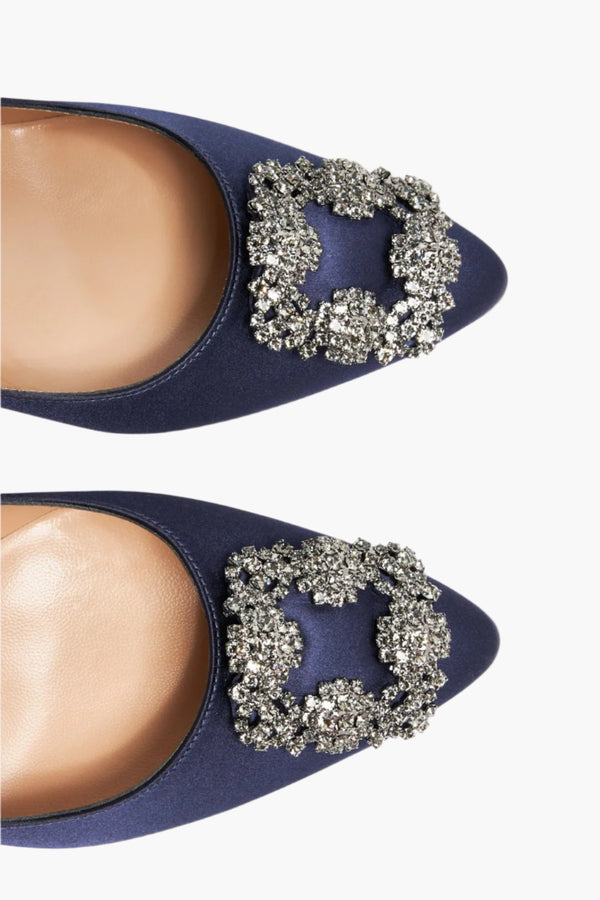 MANOLO BLAHNIK Hangisi Satin Pumps