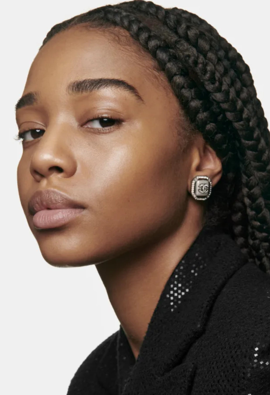 N°1 De Chanel Revitalising Foundation Illuminates - Hydrates - Protects - GLAM MODA