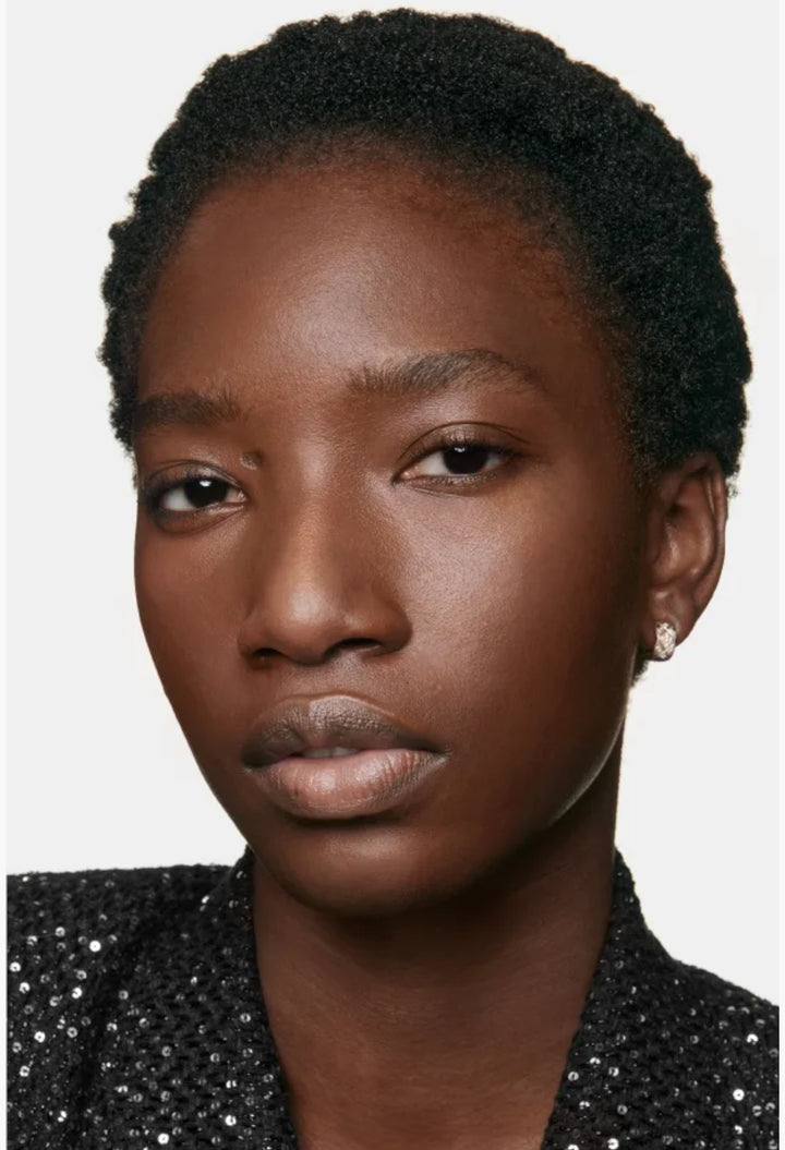 N°1 De Chanel Revitalising Foundation Illuminates - Hydrates - Protects - GLAM MODA