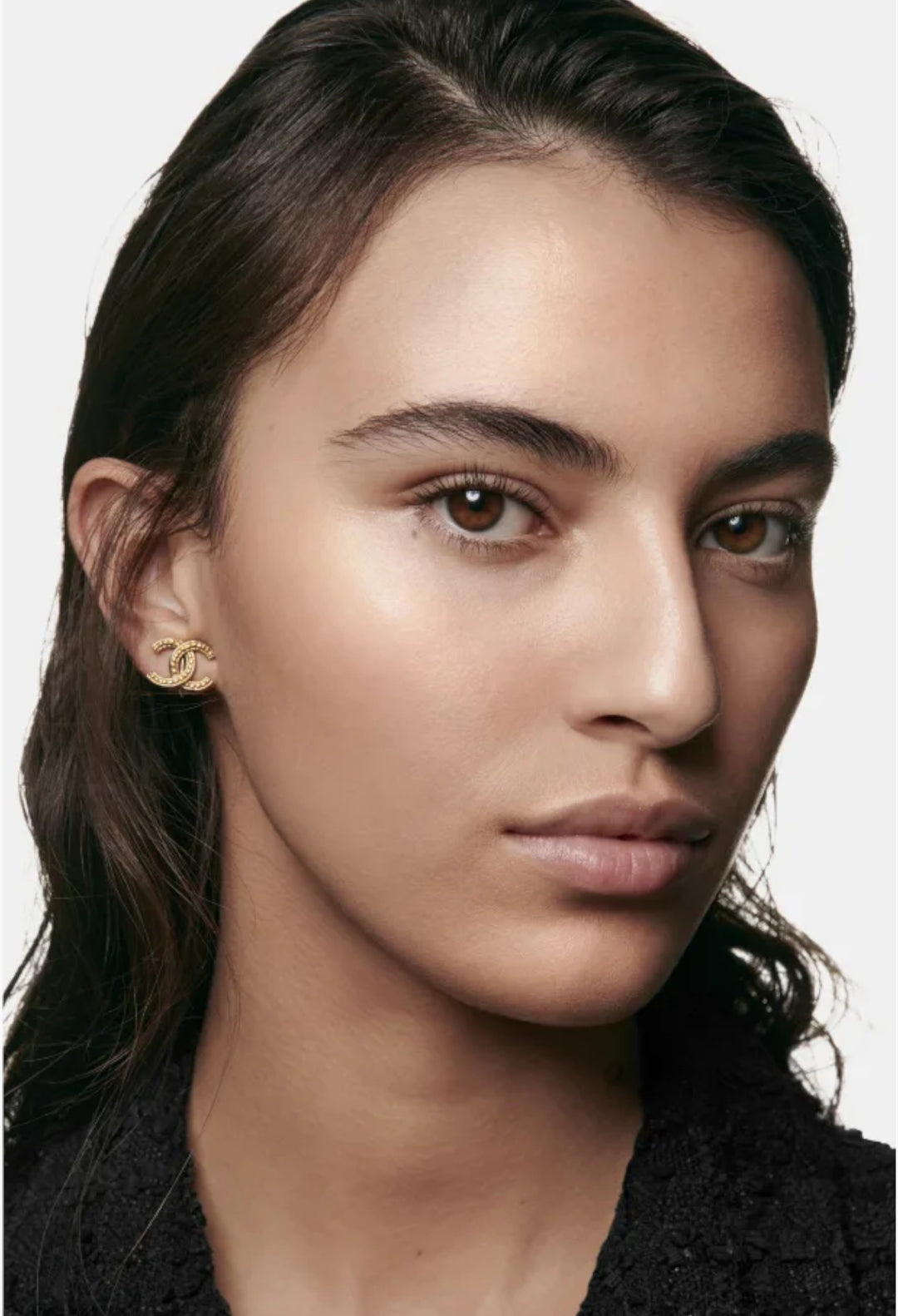 N°1 De Chanel Revitalising Foundation Illuminates - Hydrates - Protects - GLAM MODA