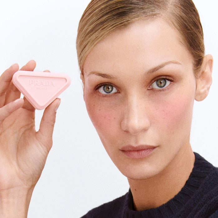 Touch Cream-To-Powder Soft Blur Longwear Blush - GLAM MODA