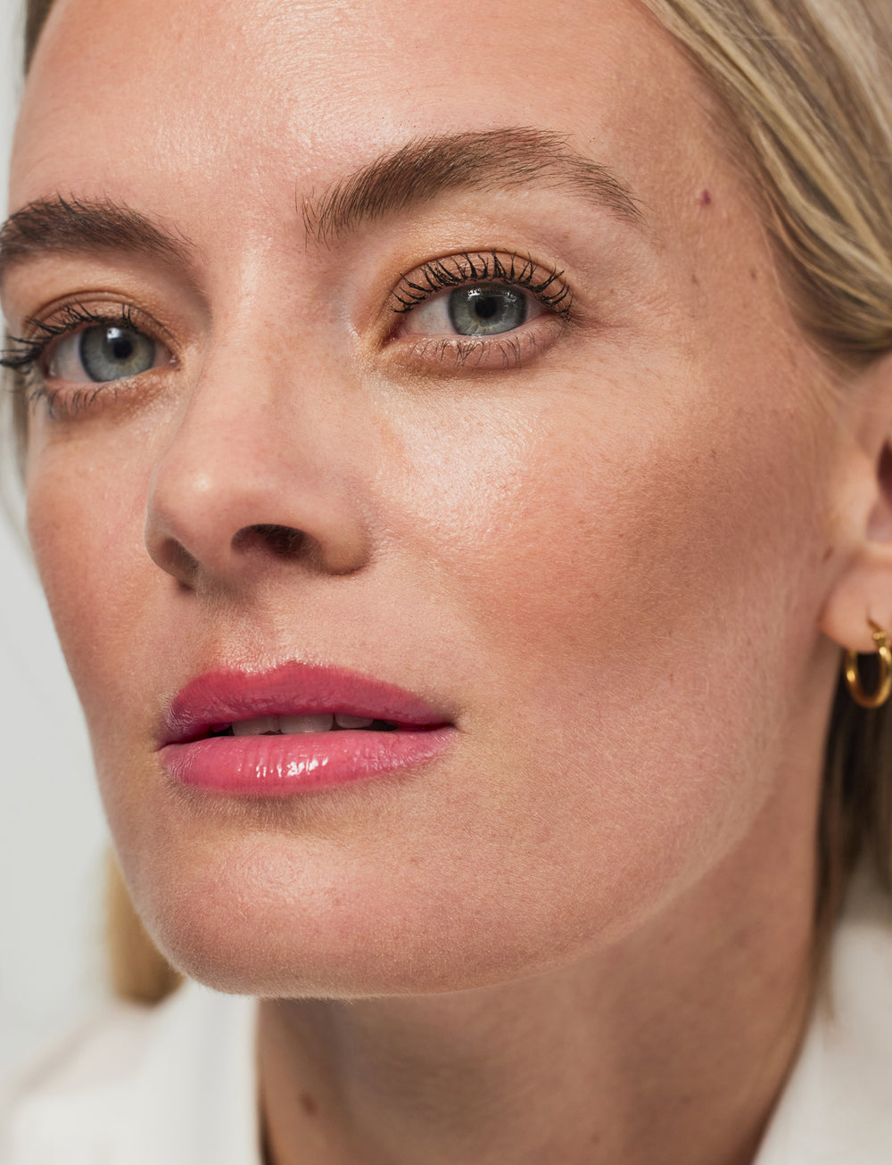 No Further Questions - High Glide Peptide Lip Gloss - GLAM MODA