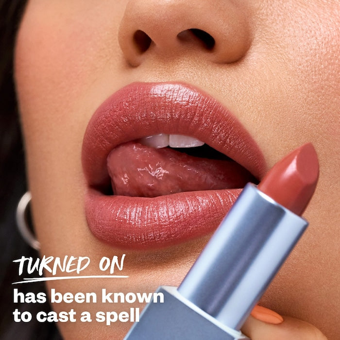 Weightless Lip Color Nourishing Satin Lipstick - GLAM MODA