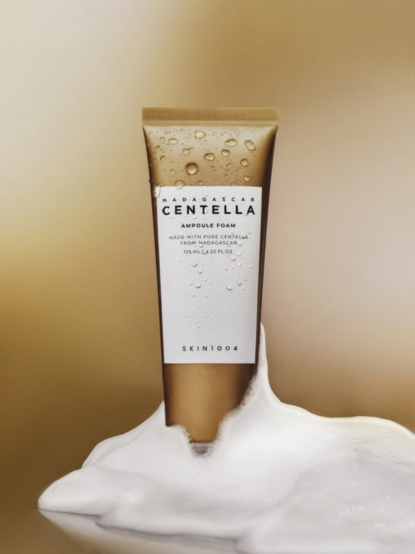Madagascar Centella Ampoule Foam - GLAM MODA
