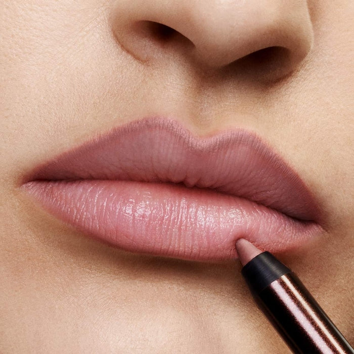 Runway Matte Lip Liner Pencil for Sculpted Definition - GLAM MODA