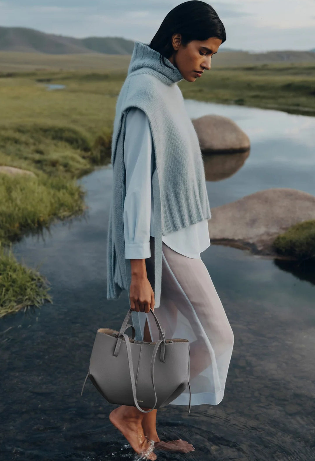 Cyme Mini Textured Stone - GLAM MODA