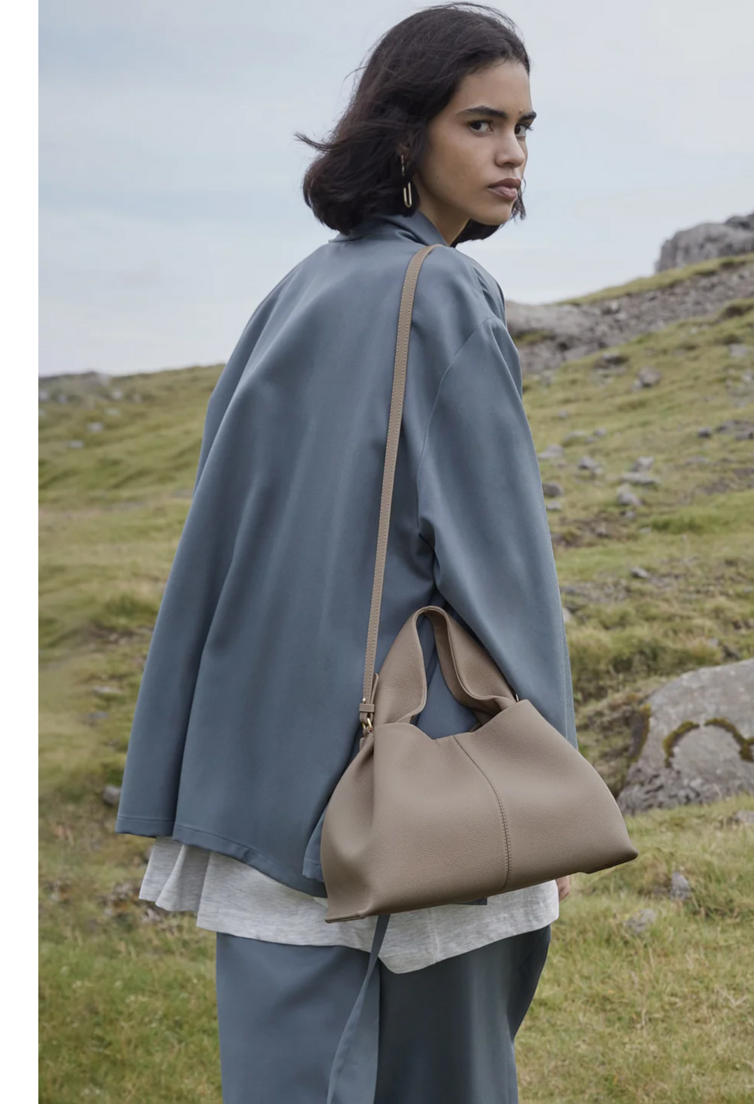 Numéro Neuf Textured Taupe - GLAM MODA