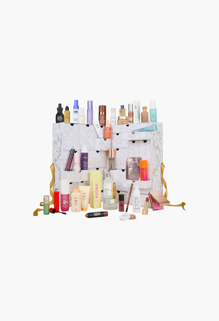 GLAM MODA advent calendar featuring 38 luxury beauty products including skincare, makeup, and hair care items.