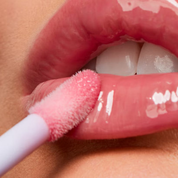 Play - Glossybounce™ High-Shine Hydrating Lip Gloss Oil