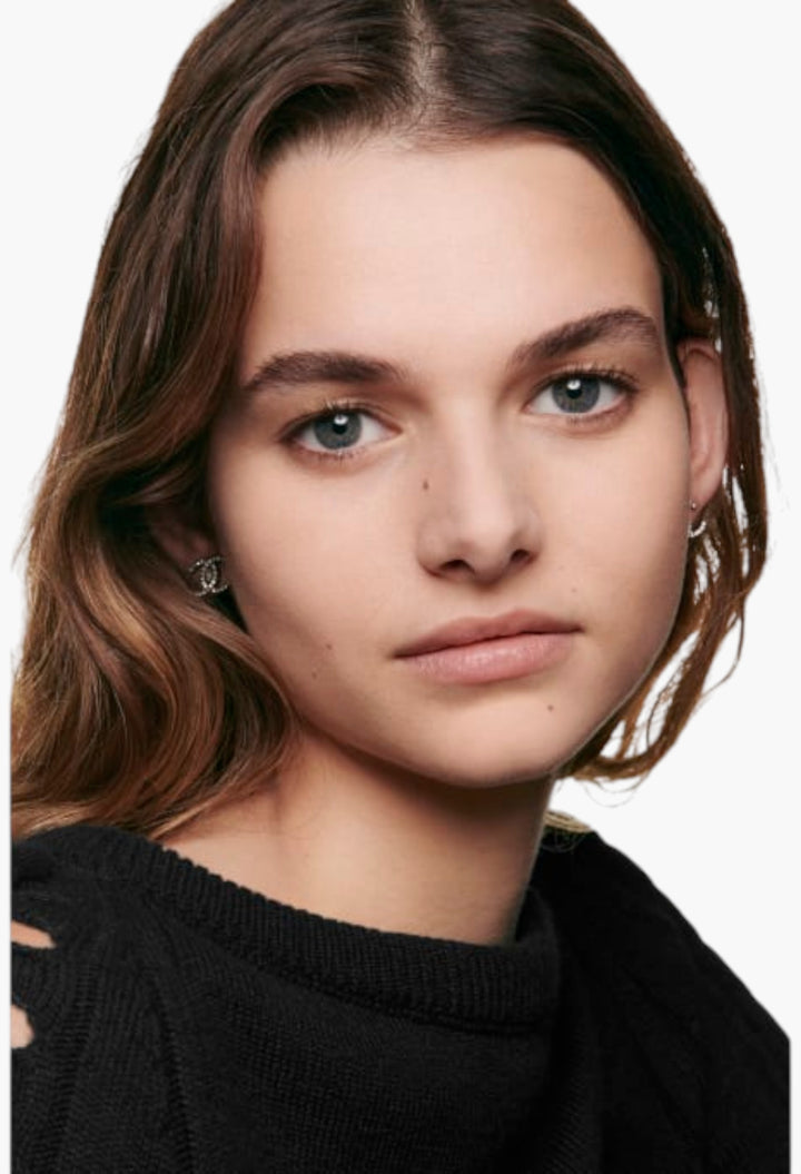 Chanel Les Beiges Healthy Glow Sheer Powder - GLAM MODA