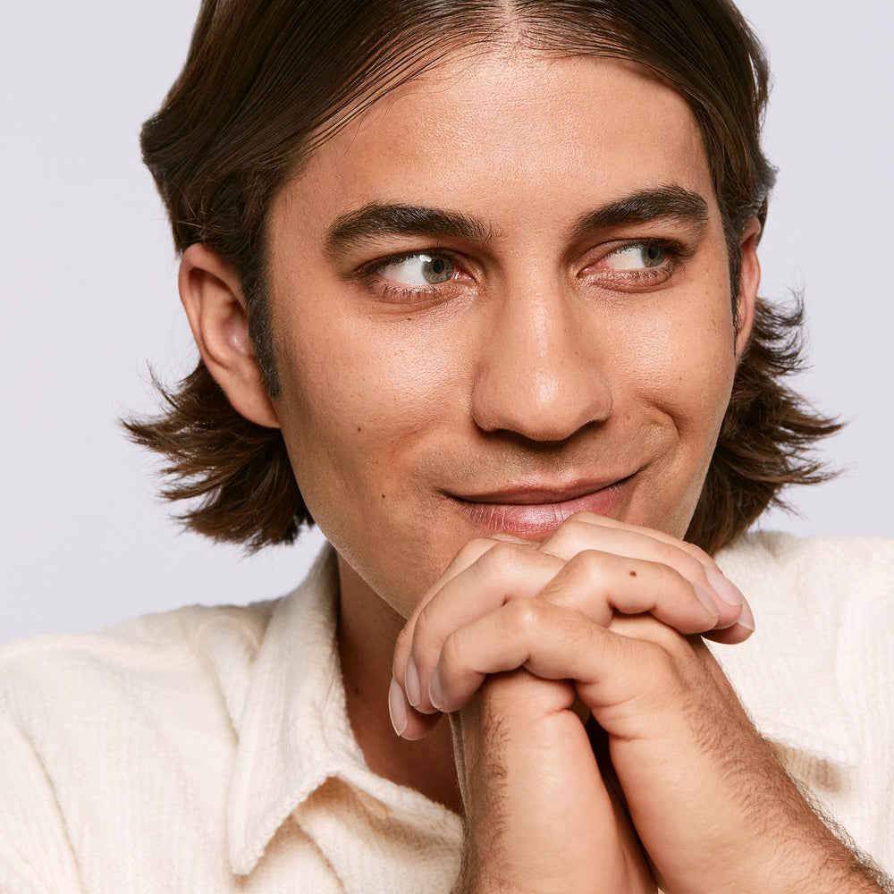 05 - Slip Tint - Lightweight Tinted Moisturizer With Hyaluronic Acid - GLAM MODA