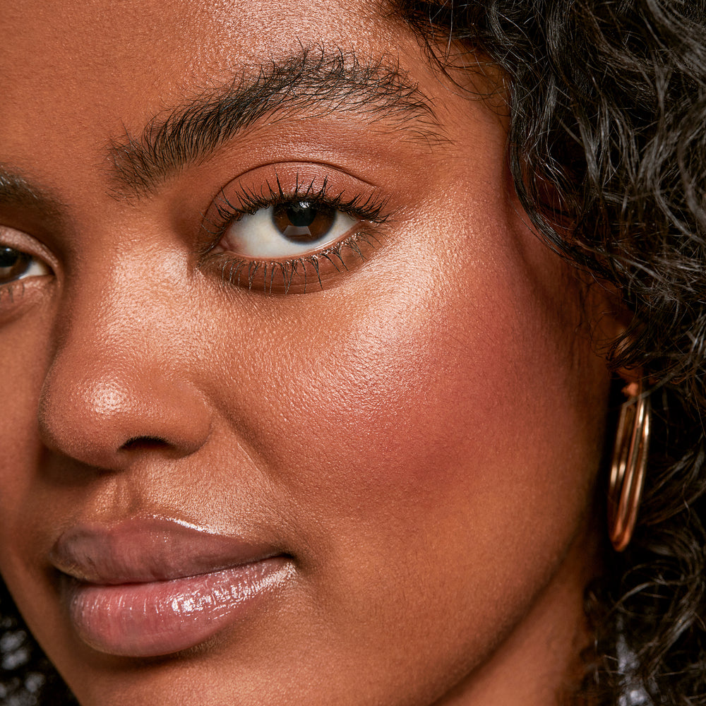 08 - Slip Tint - Lightweight Tinted Moisturizer With Hyaluronic Acid - GLAM MODA