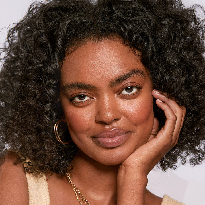 08 - Slip Tint - Lightweight Tinted Moisturizer With Hyaluronic Acid - GLAM MODA