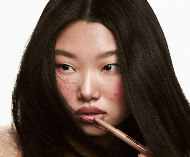 Bend Peptide Lip Shape - GLAM MODA